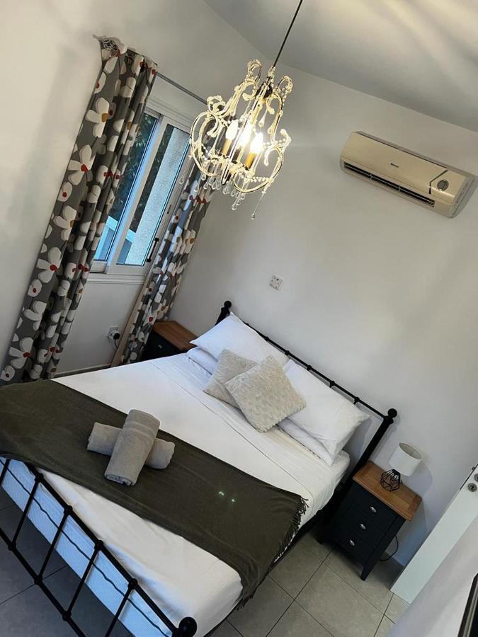 Hillview Apartment Pegeia Exterior foto