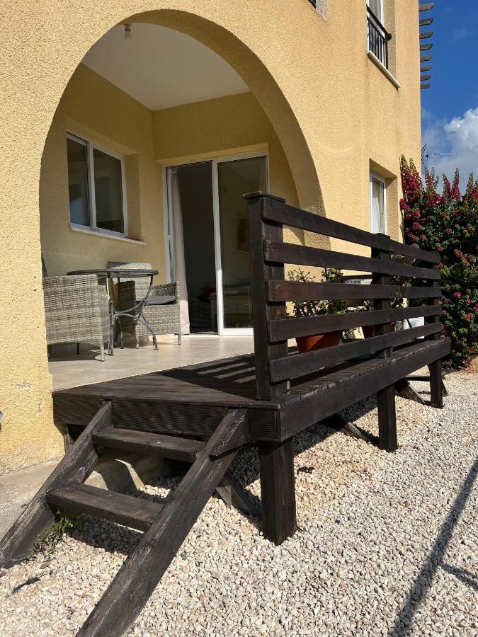 Hillview Apartment Pegeia Exterior foto