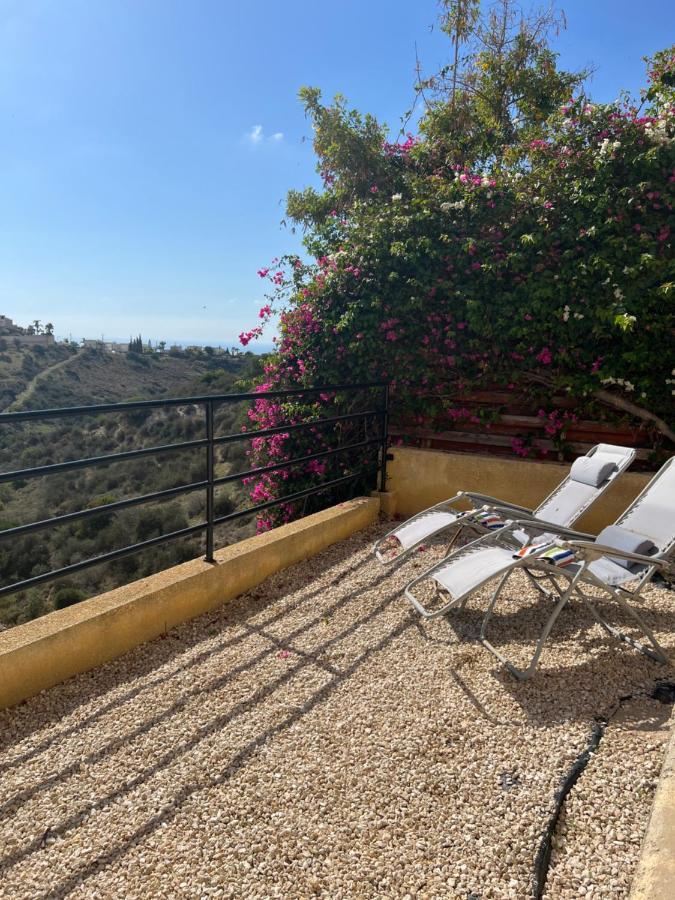 Hillview Apartment Pegeia Exterior foto